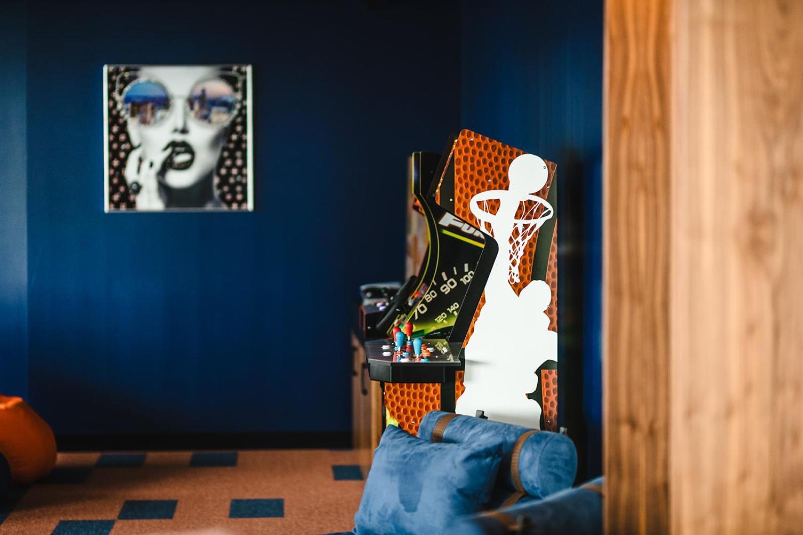 Kepler Club Riga Airport Hotel - Airside Eu Transit Area Ieki Bagian luar foto